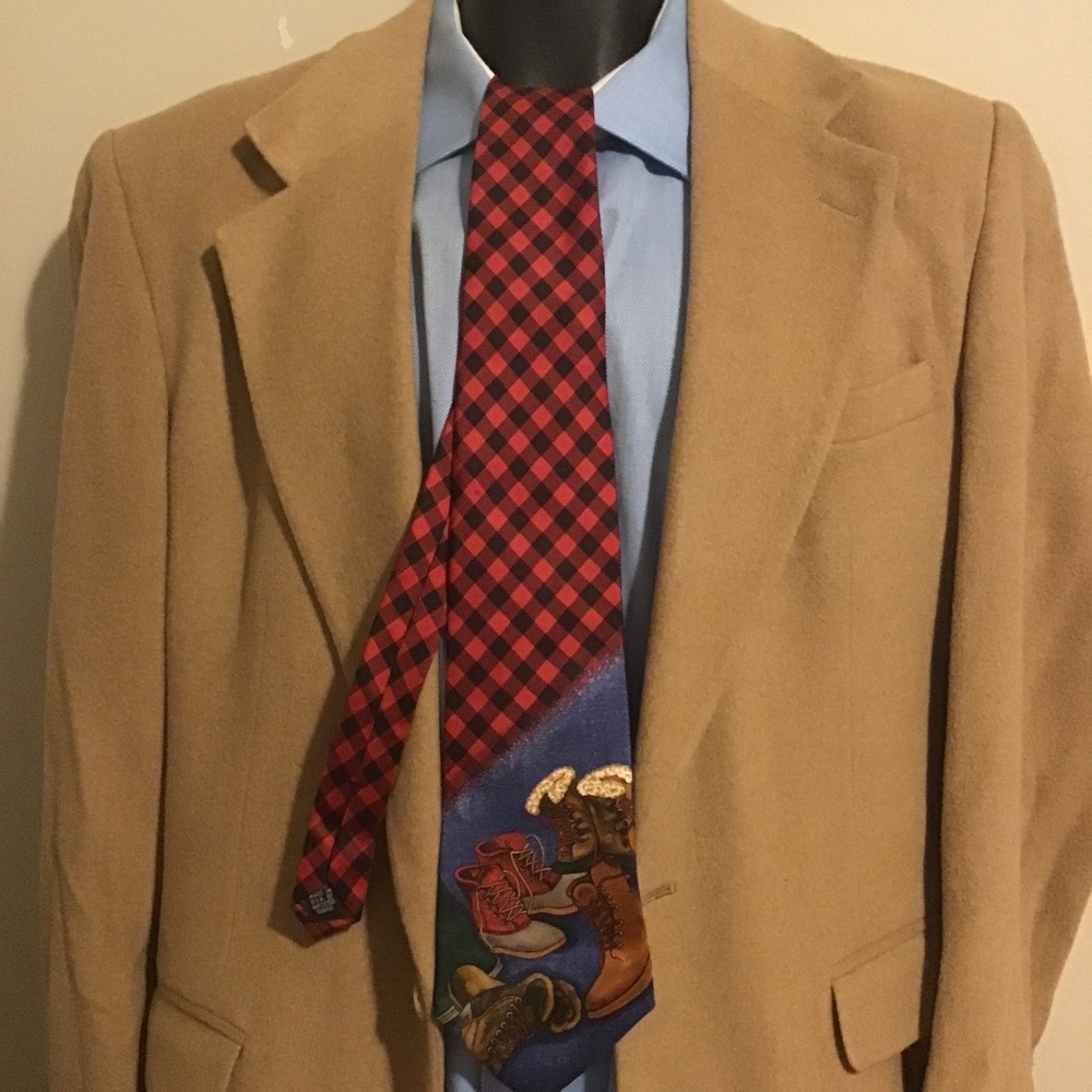 🔥🔥🔥CHAPS RALPH LAUREN NWOT, NECKTIE, GORGEOUS GRAPHICS - Picture 1 of 2
